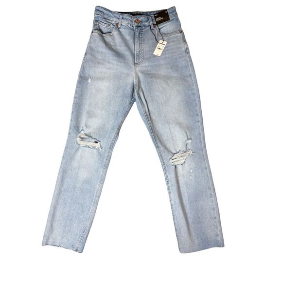 Express Curvy Super High Waisted Ripped Mom Jeans Size 4 - Picture 3 of 7